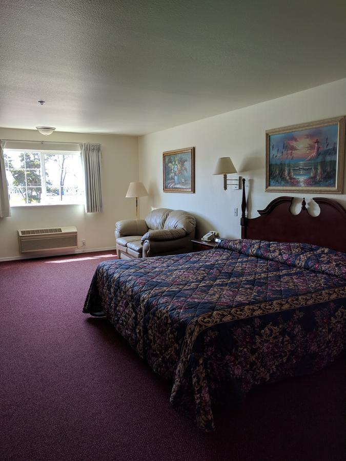 Lighthouse Inn Crescent City Exteriör bild